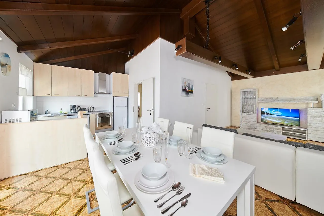 Apartments Gvarda Umag